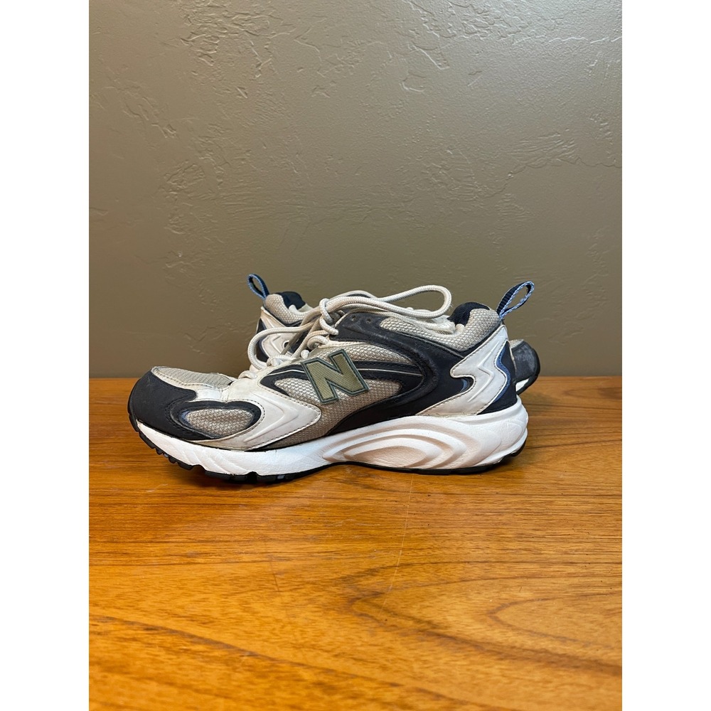 New Balance 400 Shoes White Womens 9.5 Running Sneakers Outdoor Retro - Picture 2 of 16